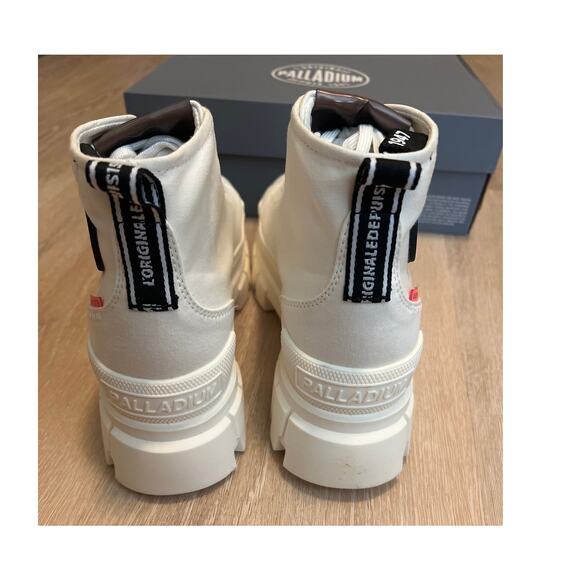 Palladium Womens Revolt Hi TX 97242-127 Star White/Marshmallow Platform Boots 10 - Picture 5 of 7